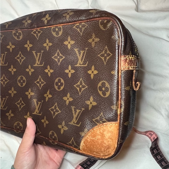PRELOVED Louis Vuitton Large Marly Dragonne Pouch - Picture 11 of 16